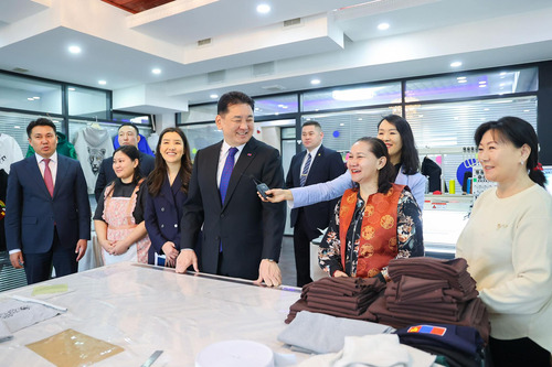 “Цагаан алт” хөтөлбөрийн хүрээнд өрхийн үйлдвэрлэлийг бүх талаар дэмжинэ